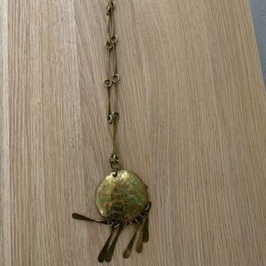 Vintage-Inspired Textured Metal Pendant Necklace